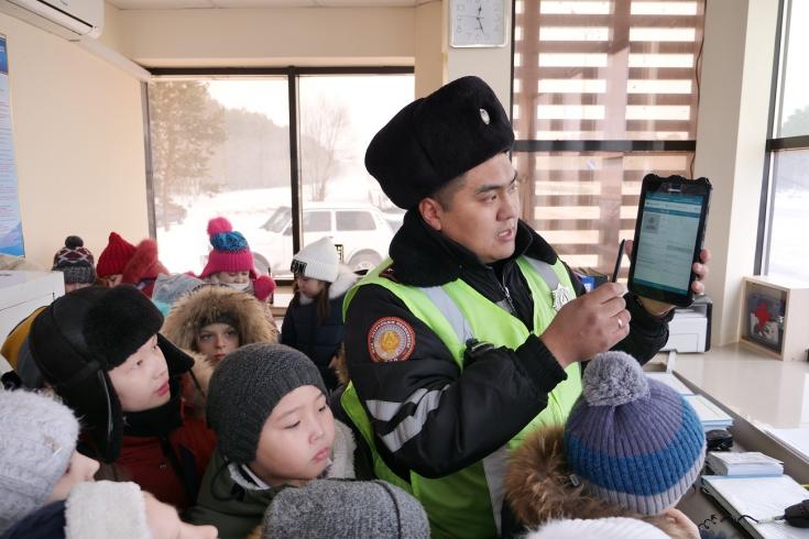 В Петропавловске 30 детей отвели в полицию на экскурсию