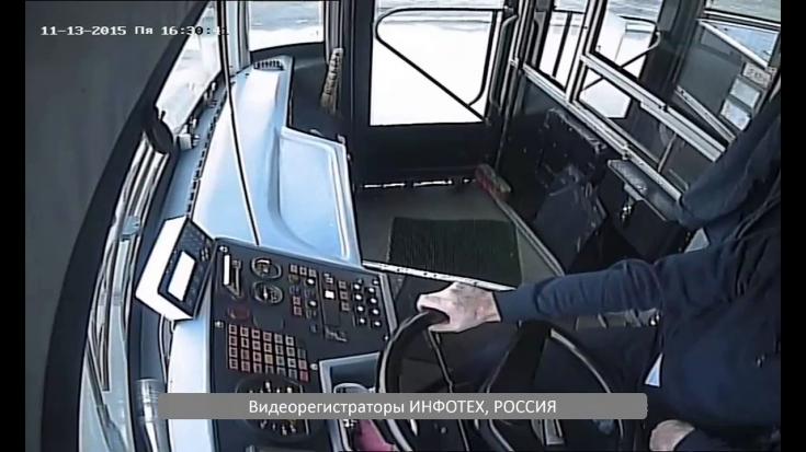 Начальник ГИБДД Челнов рекомендовал оснастить все автобусы видеорегистраторами