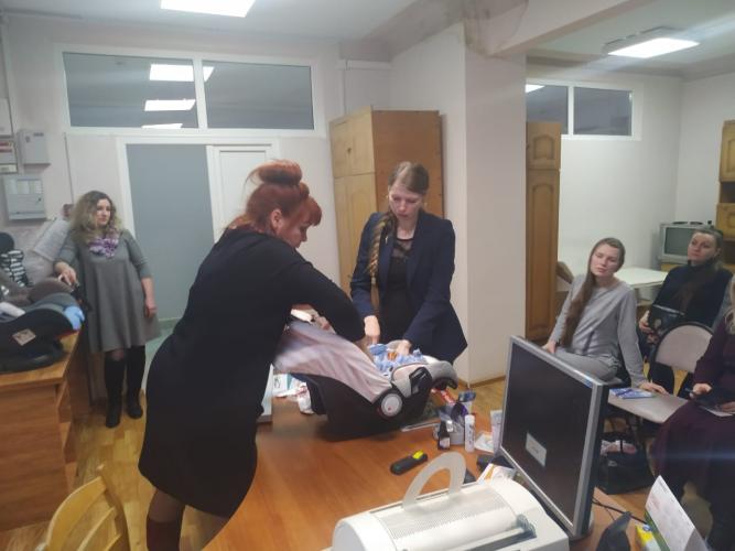 В Брянской области стартовала обучающая программа для родителей по обеспечению безопасности детей-пассажиров