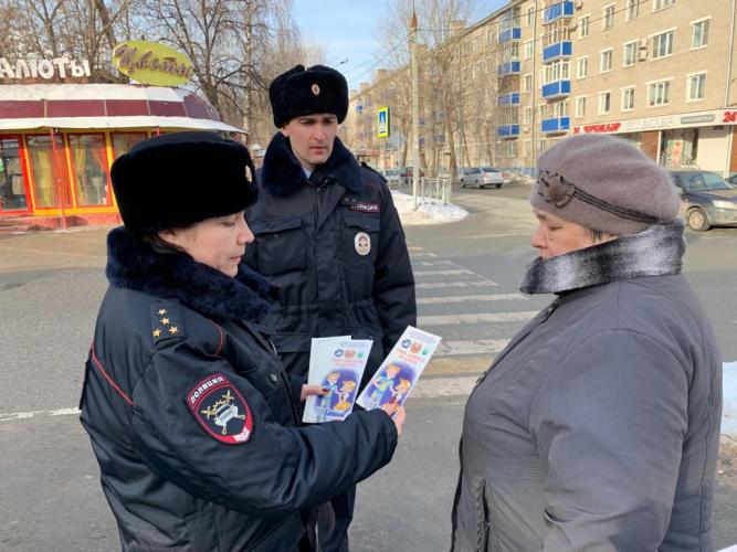 В Татарстане проходят специальные занятия для пожилых участников дорожного движения