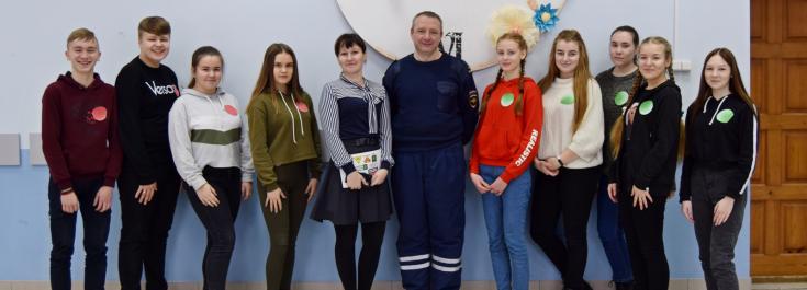 В Ивановской области сотрудники ГИБДД провели квест-игру «Мы за жизнь по правилам»