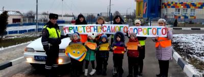 В сельских муниципалитетах Белгородской области «родительский патруль» проконтролировал безопасность зимних маршрутов детей