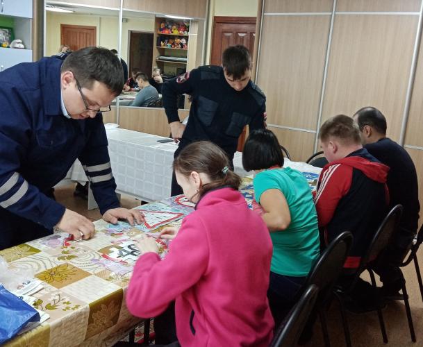 В Татарстане сотрудники ГИБДД провели занятие по ПДД на «Планете Добра»