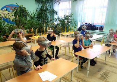 Тренажеры виртуальной реальности применяются на занятиях по правилам дорожной безопасности в Липецкой области