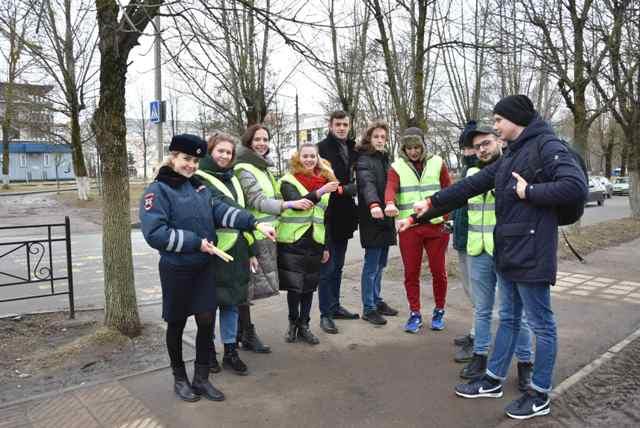 Автоинспекторы в городе Смоленске провели акцию «Безопасная улица»
