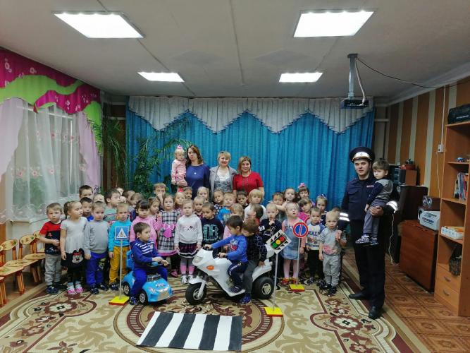 На севере Бурятии дошкольникам рассказали об особенностях службы Госавтоинспекции