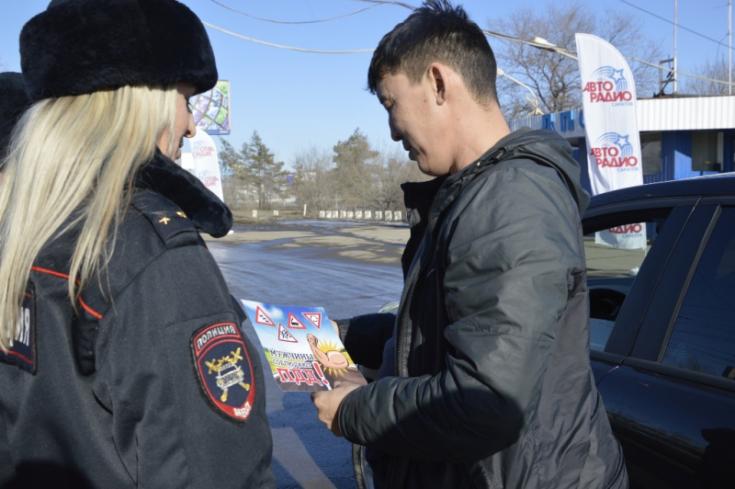 В Саратовской области прошла акция Госавтоинспекции «Защитник за рулем!»
