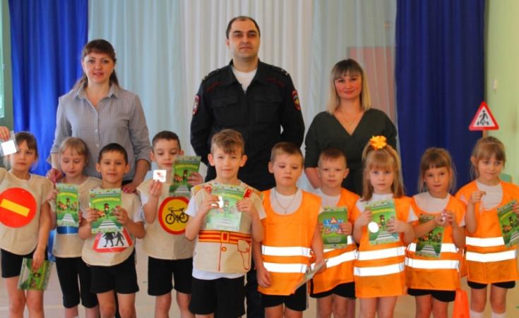 Госавтоинспекторы Шушенского района проводят соревнования для юных пешеходов