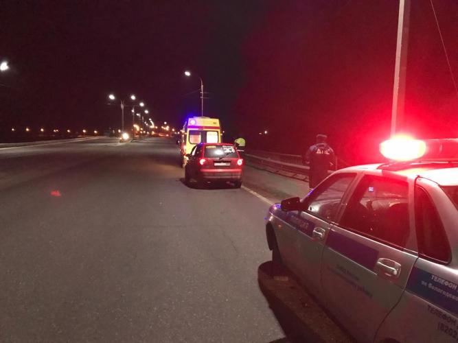 В Череповецком районе сотрудники ДПС помогли водителю, потерявшему сознание