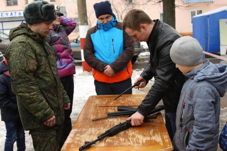 Городецкие автополицейские провели семейное мероприятие «Папа может!»