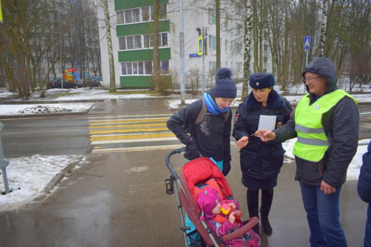 Госавтоинспекция Зеленограда призывает пешеходов быть внимательными на дороге