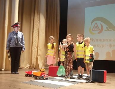 ШКОЛЬНИКИ НАУКОГРАДА КОЛЬЦОВО УЧАСТВУЮТ В ОБЛАСТНОМ ФЕСТИВАЛЕ «ЗЕЛЕНАЯ ВОЛНА - 2020»