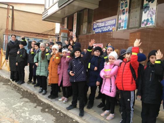 Акция: «Оглянись, машина!»
