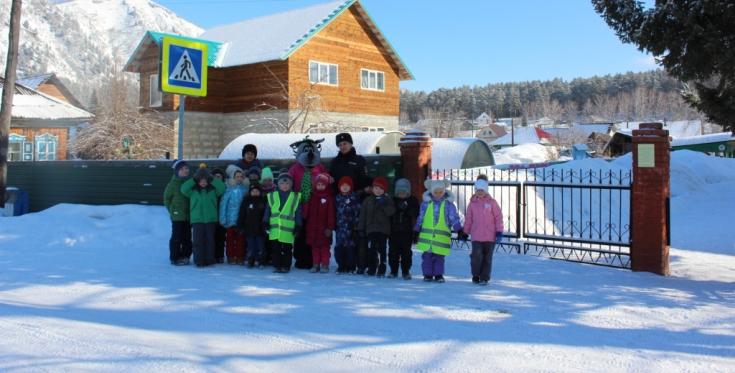 Урок дорожной безопасности в детском саду "Белочка" с. Манжерок