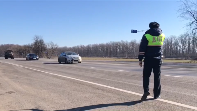 За сутки на дорогах Краснодарского края выявлено более 14 тысяч нарушений ПДД