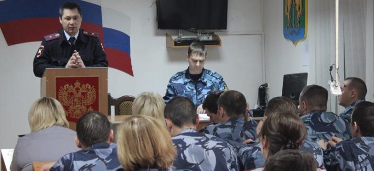 Начальник енисейской Госавтоинспекции выступил перед сотрудниками ГУФСИН