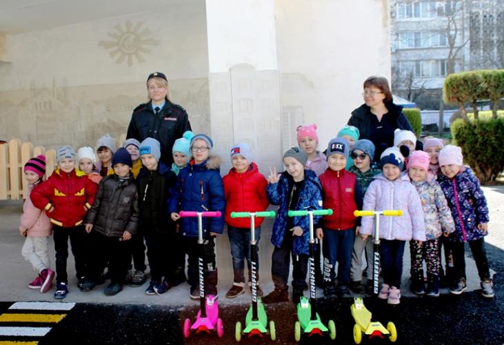 В евпаторийском Автогородке прошло занятие для малышей