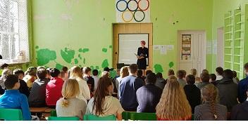 В преддверии весенних школьных каникул Госавтоинспекция проводит дополнительные занятия в общеобразовательных организациях