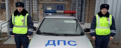 В Кировской области автоинспекторы оказали помощь 72-летней женщине-водителю