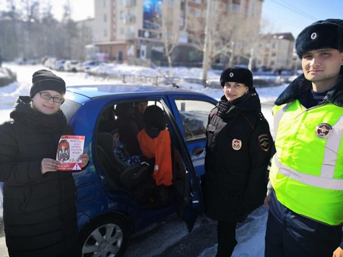 На севере республики сотрудники ОГИБДД провели акцию «Маленький пассажир - большая ответственность!»