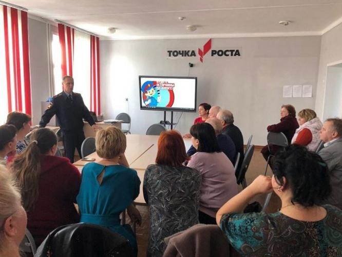 В Павловском районе сотрудники Госавтоинспекции проводят «Декаду дорожной безопасности детей»