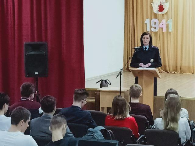 Урок дорожной безопасности для старшеклассников