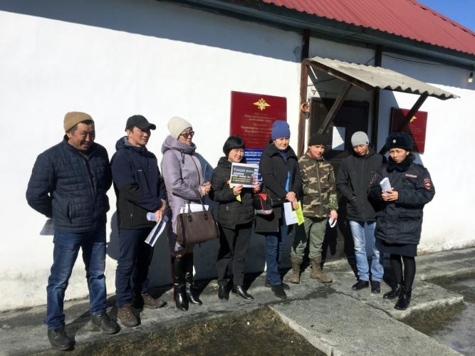 Сотрудниками Онгудайского района проведена акция «Каждая жизнь – ДОРОГА»