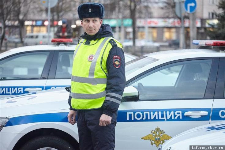 Госавтоинспекция призывает псковичей использовать автокресла для перевозки детей