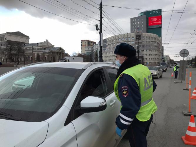 Работа регистрационно-экзаменационных подразделений ГИБДД Челябинской области приостановлена