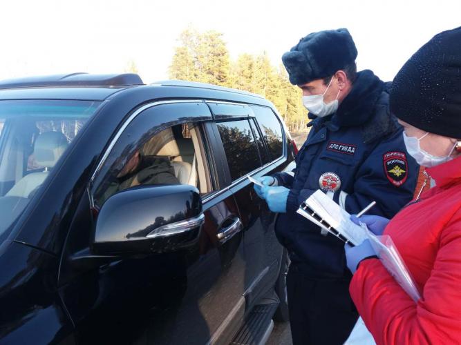 В Прибайкальском, Тункинском и Курумканском районах республики организованы круглосуточные посты контроля движения транспортных средств