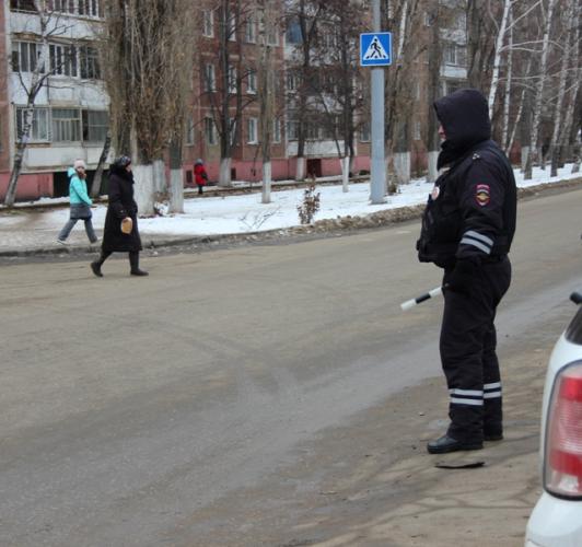 Госавтоинспекция призывает пешеходов быть осторожными, а водителей – внимательными