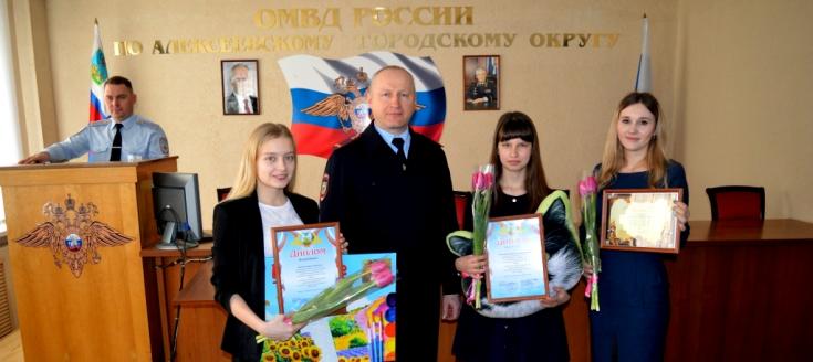 В Белгородской области наградили создателей лучших роликов по дорожной безопасности