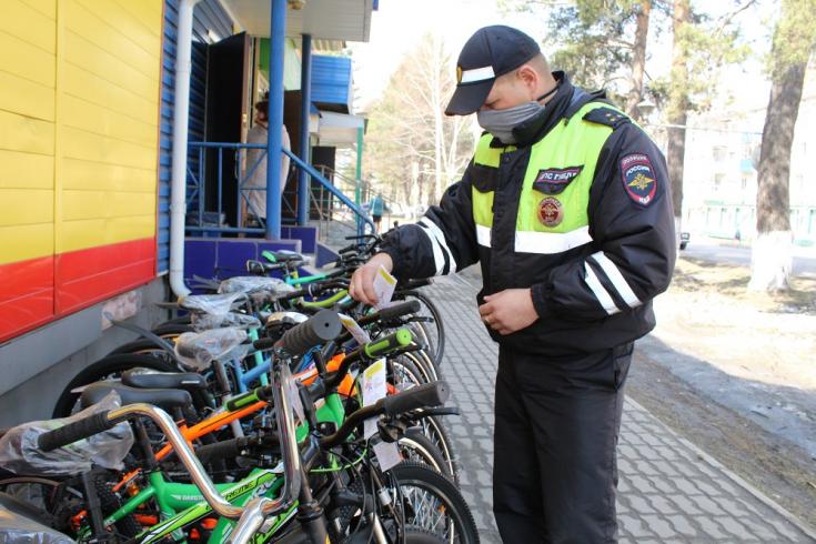 В Мысках полицейские провели профилактическую акцию «Велосипед без бед»