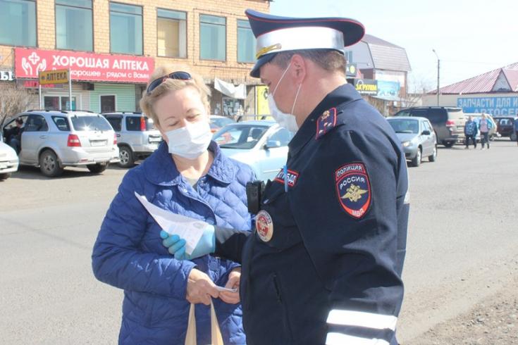 В Красноярском крае госавтоинспекторы проверили соблюдение ПДД пешими участниками дорожного движения