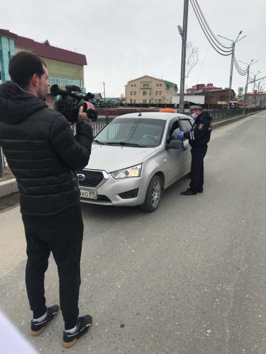 Сотрудники Госавтоинспекции призвали водителей такси соблюдать ПДД