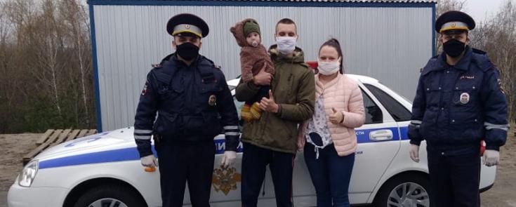 Сотрудники Госавтоинспекции Казани спасли жизнь ребенка