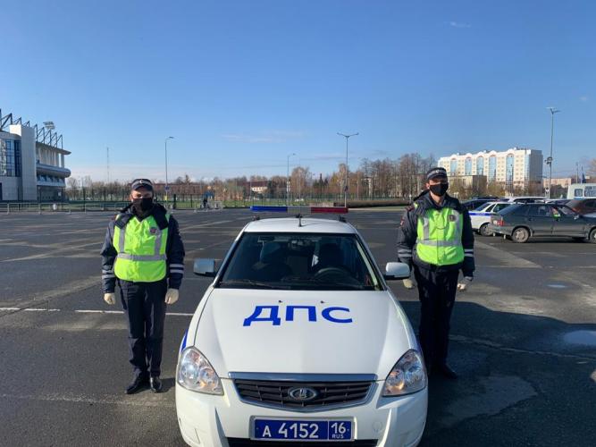 Автоинспекторы Казани оказали помощь будущей матери
