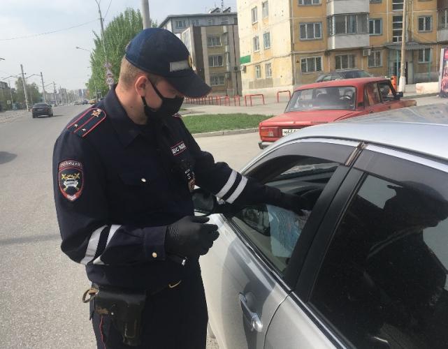 Дорожные полицейские в Ачинске проводят мероприятия по соблюдению ПДД и профилактике лесных пожаров