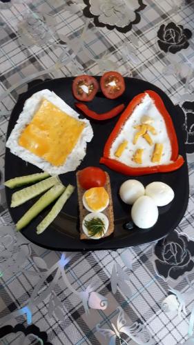 Вытегорские школьники приняли участие в фотопроекте «Вкусный и полезный завтрак с ГИБДД»