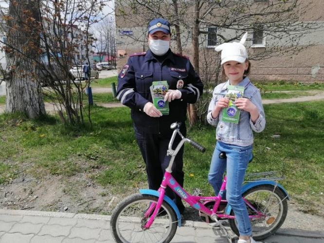 Юным велосипедистам напоминают о необходимости повторить ПДД