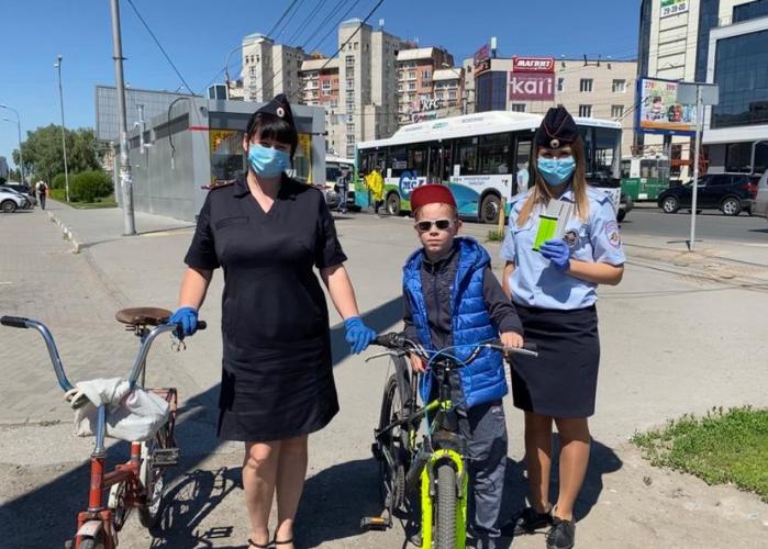 Велопрогулки – хорошее увлечение, которое очень нравится детям и взрослым, задача автоинспекторов сделать это увлечение безопасным.