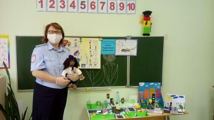 В Томской области проходят районные этапы конкурса «ЮИД! Территория творчества» Май, 28  11:02