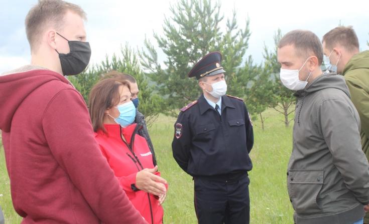 В Красноярском крае представители общественности познакомились с организацией работы передвижных комплексов фотовидеофиксации нарушений ПДД