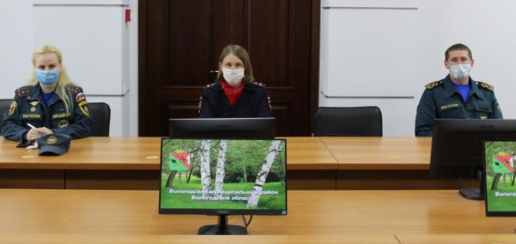 Сотрудники ГИБДД Вологодского района провели дистанционные занятия с юными участниками дорожного движения