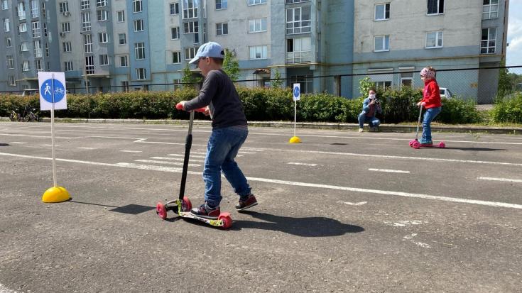 В Иванове сотрудники ГИБДД организовали и провели «урок дорожной безопасности» для дошкольников