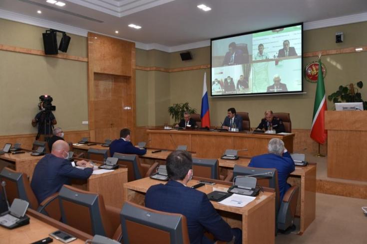 В Кабинете Министров Республики Татарстан состоялось заседание правительственной комиссии по обеспечению безопасности дорожного движения