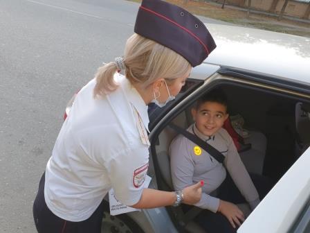 В рамках республиканского мероприятия «Внимание –дети!», сотрудники Госавтоинспекции Моздокского района провели профилактическую акцию: «Пристегни самое дорогое!»