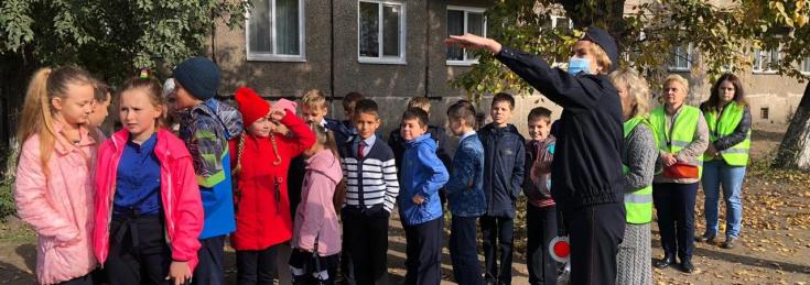 Тренинги безопасности для школьников проводят сотрудники ГИБДД Хакасии