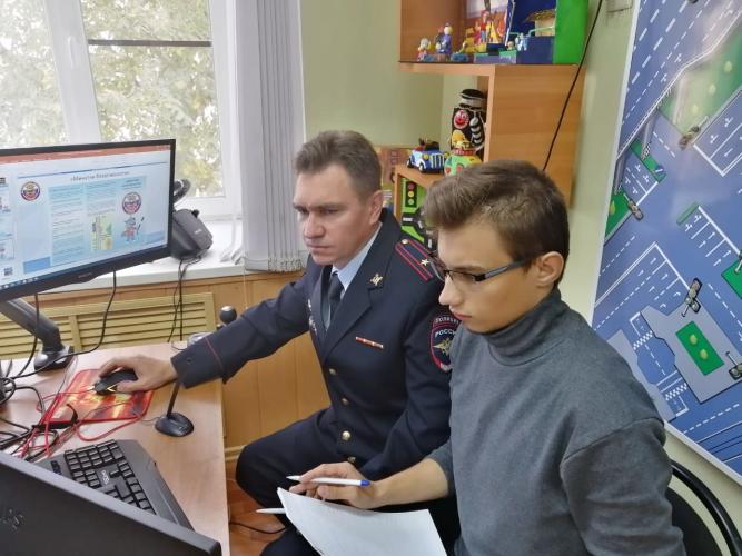 Тамбовские автоинспекторы провели занятия для педагогов на курсах повышения квалификации по формированию у детей навыков безопасного участия в дорожном движении