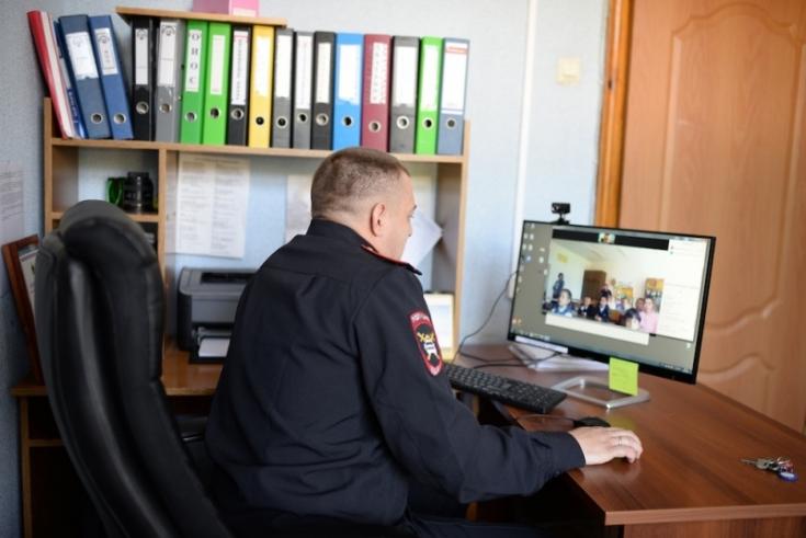 В Самарской области полицейские провели онлайн-урок по правилам дорожного движения
